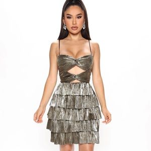 Fashion nova metallic ruffle dress nwt